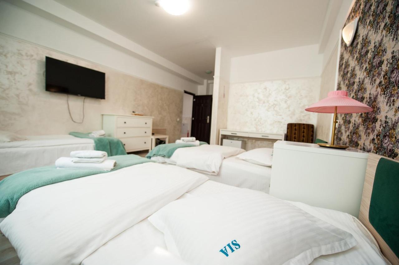 Sia Residence Отопени Экстерьер фото