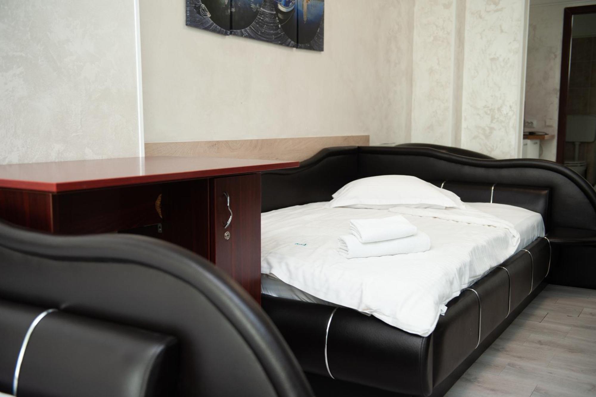 Sia Residence Отопени Номер фото